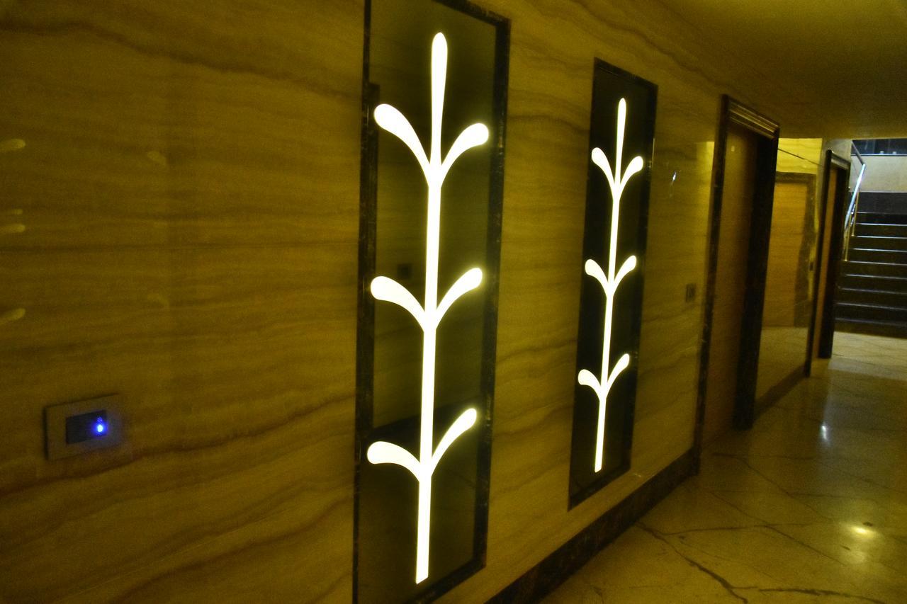 Hotel Deep Kānpur Exterior foto
